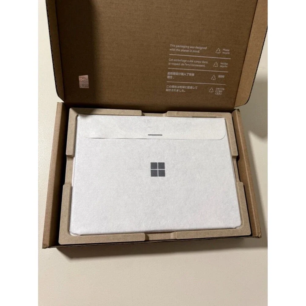 Microsoft Surface Pro 11 Snapdragon X Plus 16GB 256GB Platinum